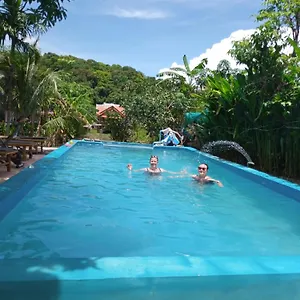 Lanta Dareen Garden Guest house